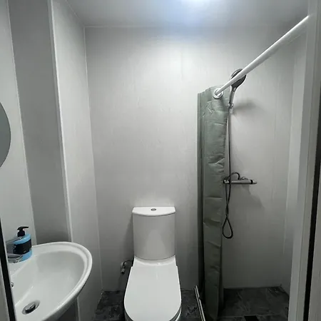 Modern Ensuite Double Bedroom In Dundrum * 더블린